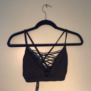 Victoria Sport Bra Strappy